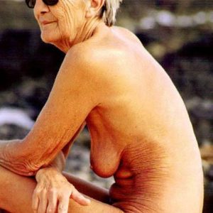 Plan hot avec une femme mature qui sait encore faire vibrer les sens Édith - rencontre-Cougar-Bagnères-de-Bigorre