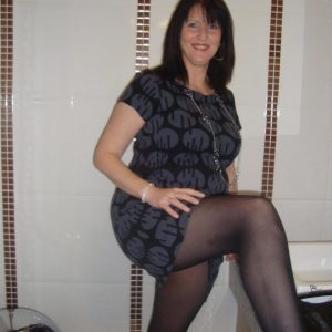 Mercredi soir, mon shoot de baise Chantal - rencontre-Cougar-Clermont-Ferrand