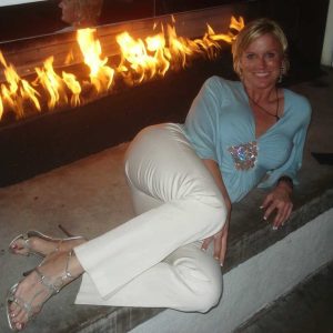 Ménage fini, ce soir nudité obligatoire Anne - rencontre-Naturiste-Annecy