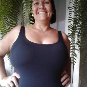Le jardin secret m’étouffe Elsa - rencontre-Milf-Angers