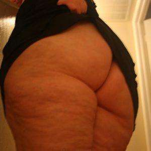 Si tu cherches une nana pour passer une nuit tranquille Chantal - rencontre-Ronde-Saint-Nazaire