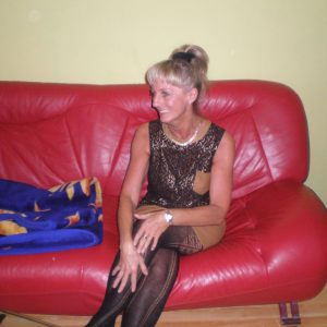Au clair de lune, une confidence à partager Maya - rencontre-Cougar-Pantin